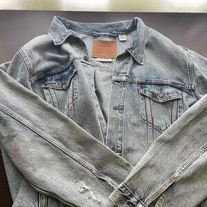 Levi's  Denim Trucker Jacket XXL Unlined Distressed